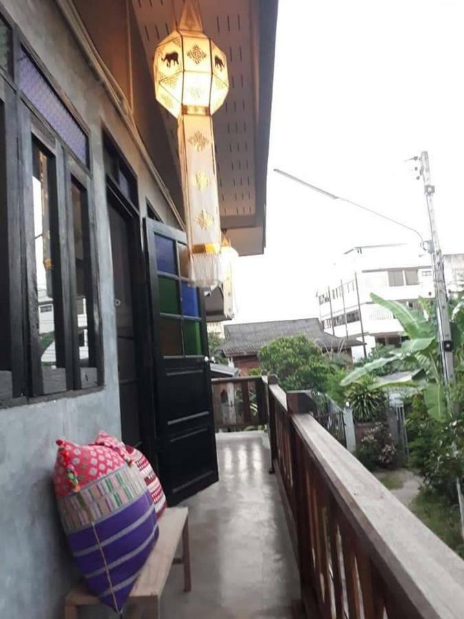 Baan Chiang Mai Hostel Екстер'єр фото
