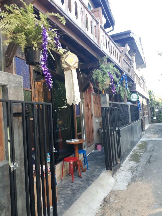 Baan Chiang Mai Hostel Екстер'єр фото